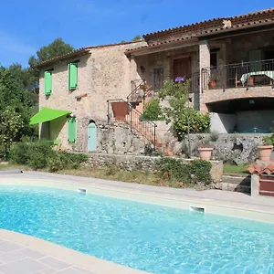https://lou-pesccadou.fr-provencehotel.com